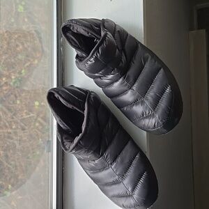 Women’s THERMOBALL™ Traction Booties Size 9